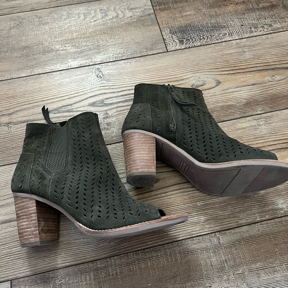 Toms Laser Cut Peep toe Booties